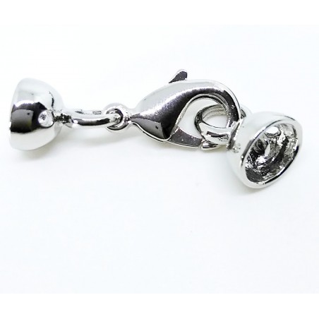 Closure with hook and cups with through holes - 1 piece