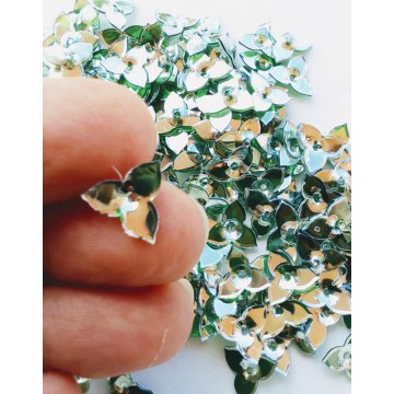 Flower-shaped sequins - 10 mm - Green - 3 grams