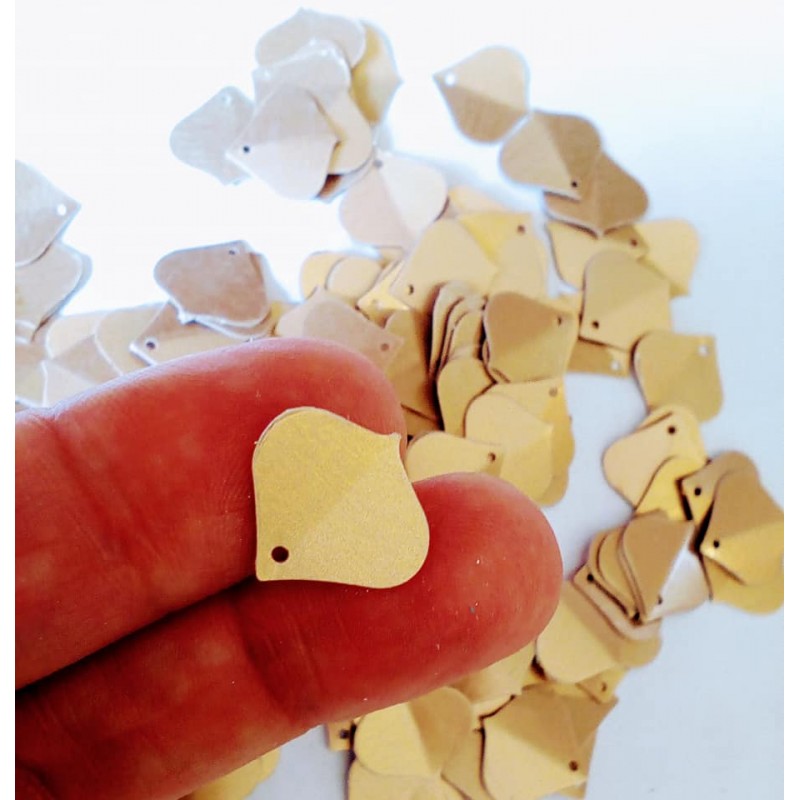 Petal-shaped sequins-15 x 15 mm- Bronze - 3 grams