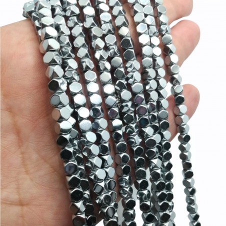 Filo Hematite CUBO 4 mm - GRIGIO