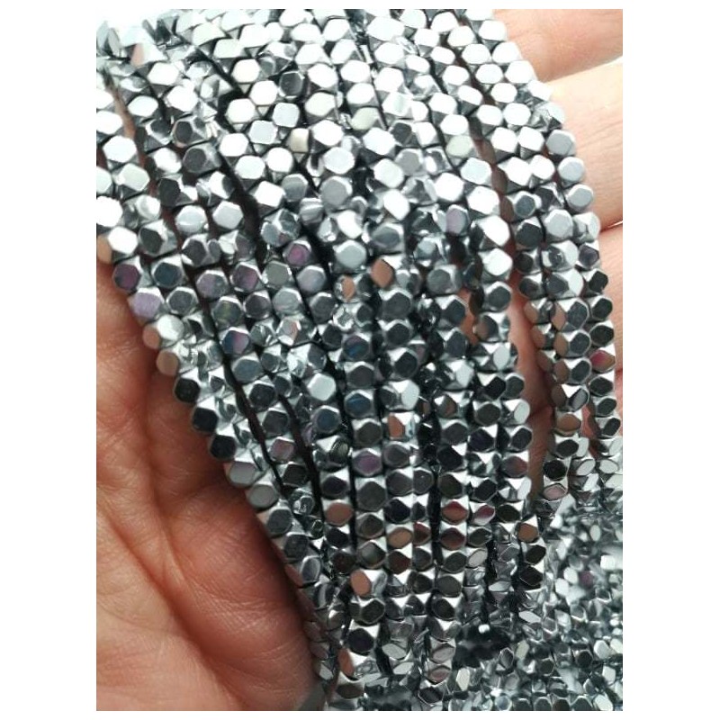 Filo ematite CUBO 3 mm - GRIGIO