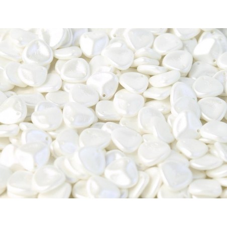 Rose Petal 8x7mm- Alabaster Pastel White- 30 Pezzi