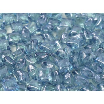 Wibeduo 8x8mm - crystal baby blue luster - 40 pezzi