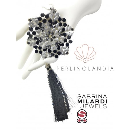 Pendente con nappina decorata - nero e argento